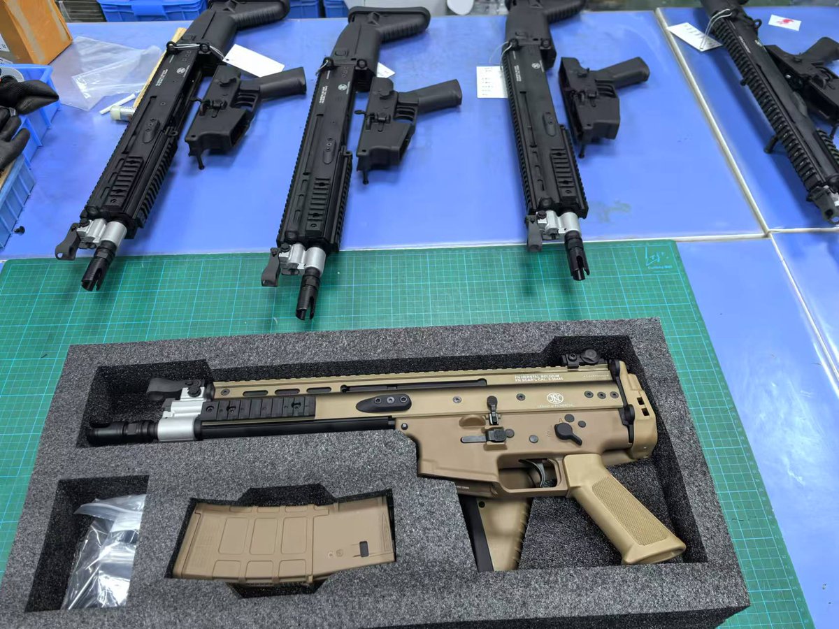 kinwa__official's tweet photo. ー新製品情報ー

Guns Modify×CYBERGUN社製 FN SCAR-L ガスブローバック ( MWS System ) JP ver. (FN HERSTAL Licensed) BK/TAN　鋭意製作中

香港 #GunsModify 社製 #GBB #FN #SCAR-L MK2(SCAR NRCH/FN社 正規ライセンス)が絶賛製作進行中

ご予約中の皆さん、もう少しお待ちを🙇‍♂️

#MWS #サバゲー https://t.co/mJfBcJVKcY