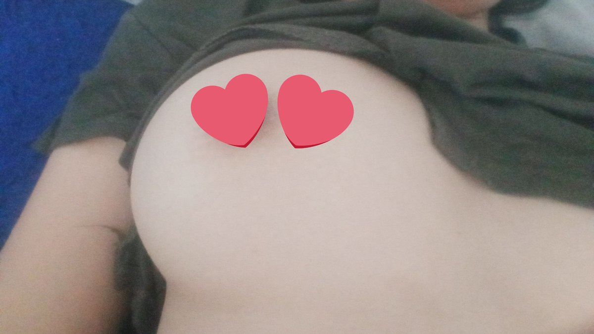ChaaSexy's tweet photo. lagii suka pamer nenen https://t.co/5EJIhqyYeX