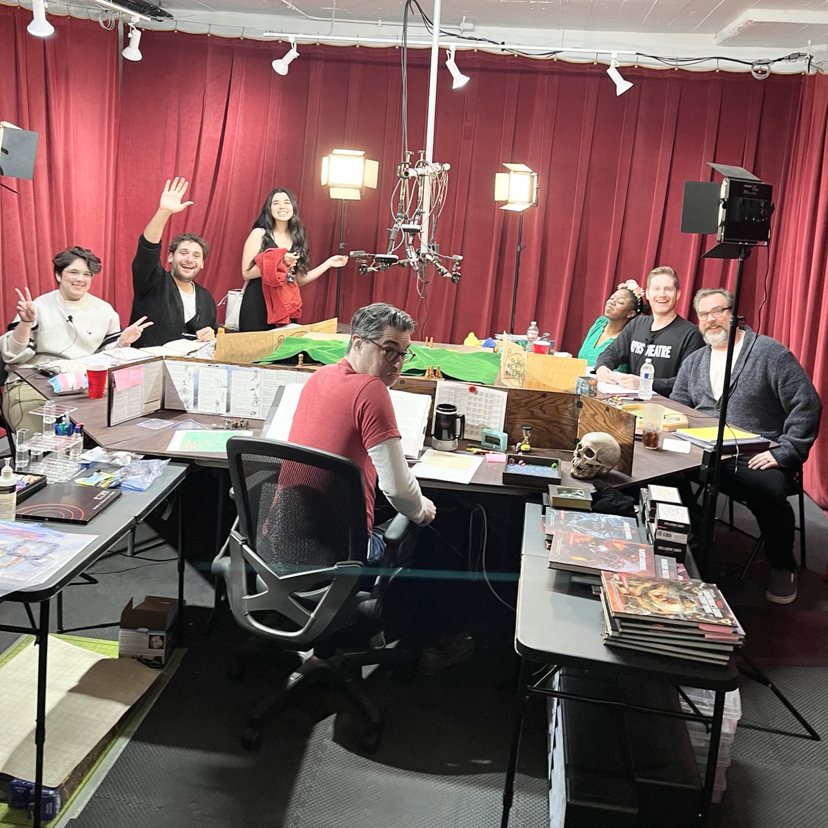 The second half of our Season 2 Finale is happening RIGHT NOW!! twitch.tv/tobeorrpg