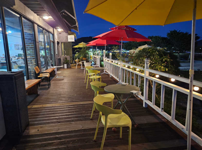 Koreanteacher1's tweet photo. Congratulations and welcome to the newly registered Pi store in 2025! 🎉🥳
The cafe 'Sudaroum' (수다로움) located in Gyeongnam, South Korea.
#Pi #PiNetwork #PiStore #Picafe #파이 #수다로움 #파이스토어 #파이매장 https://t.co/bFnrz7JdNf