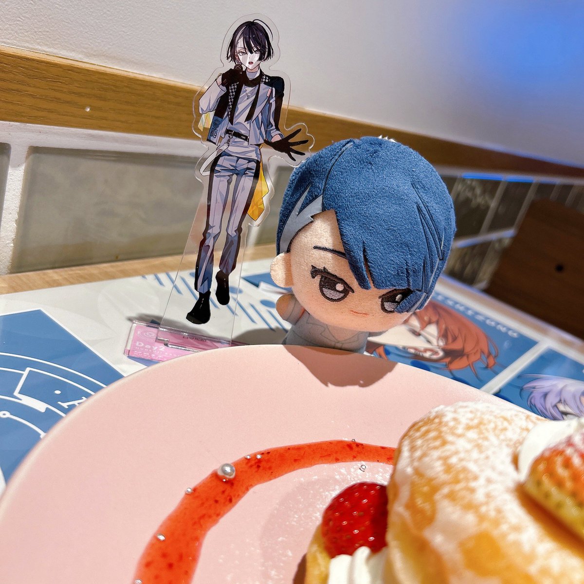 むーちゃんがむーちゃんを撫でてるように見えた #エイトリぬい