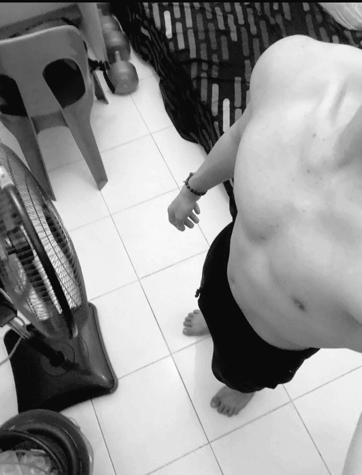 abramvers123's tweet photo. 3s?
#gaymakassar #makassar #gymmakassar https://t.co/jbzGe3RO1S