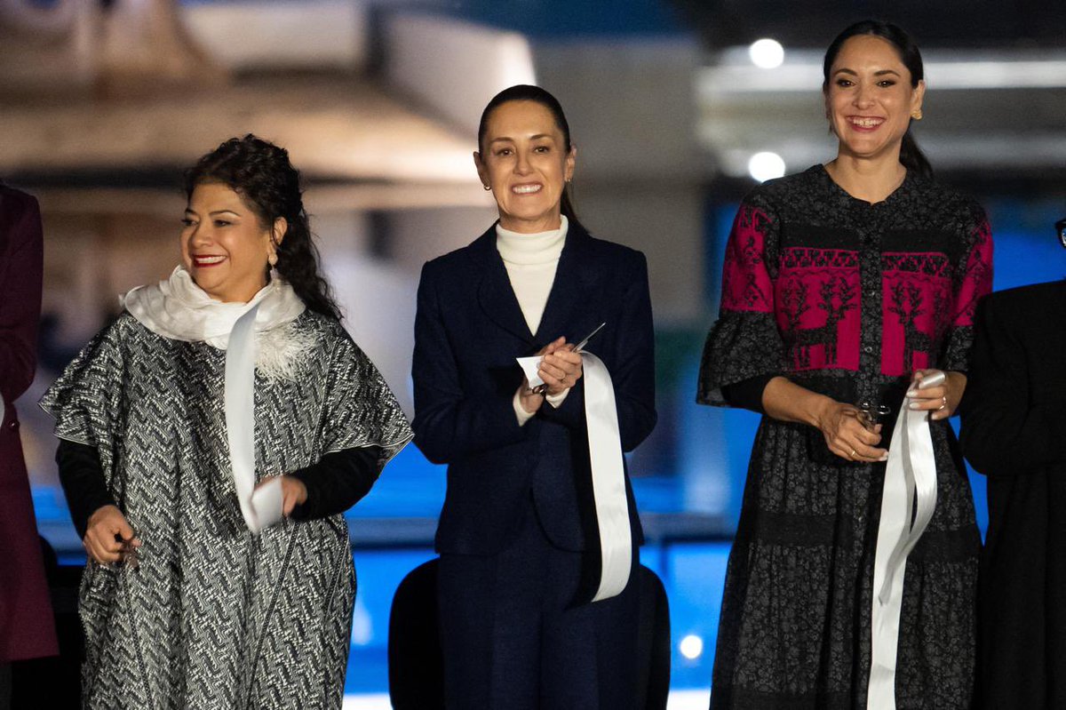 El segundo piso del Museo Nacional de Antropología, por primera vez, integra a las comunidades afromexicanas en su narrativa. Este museo hoy se ha transformado para reconocer y celebrar las culturas vivas que dan forma a nuestra identidad nacional. Acompañados por la Presidenta
