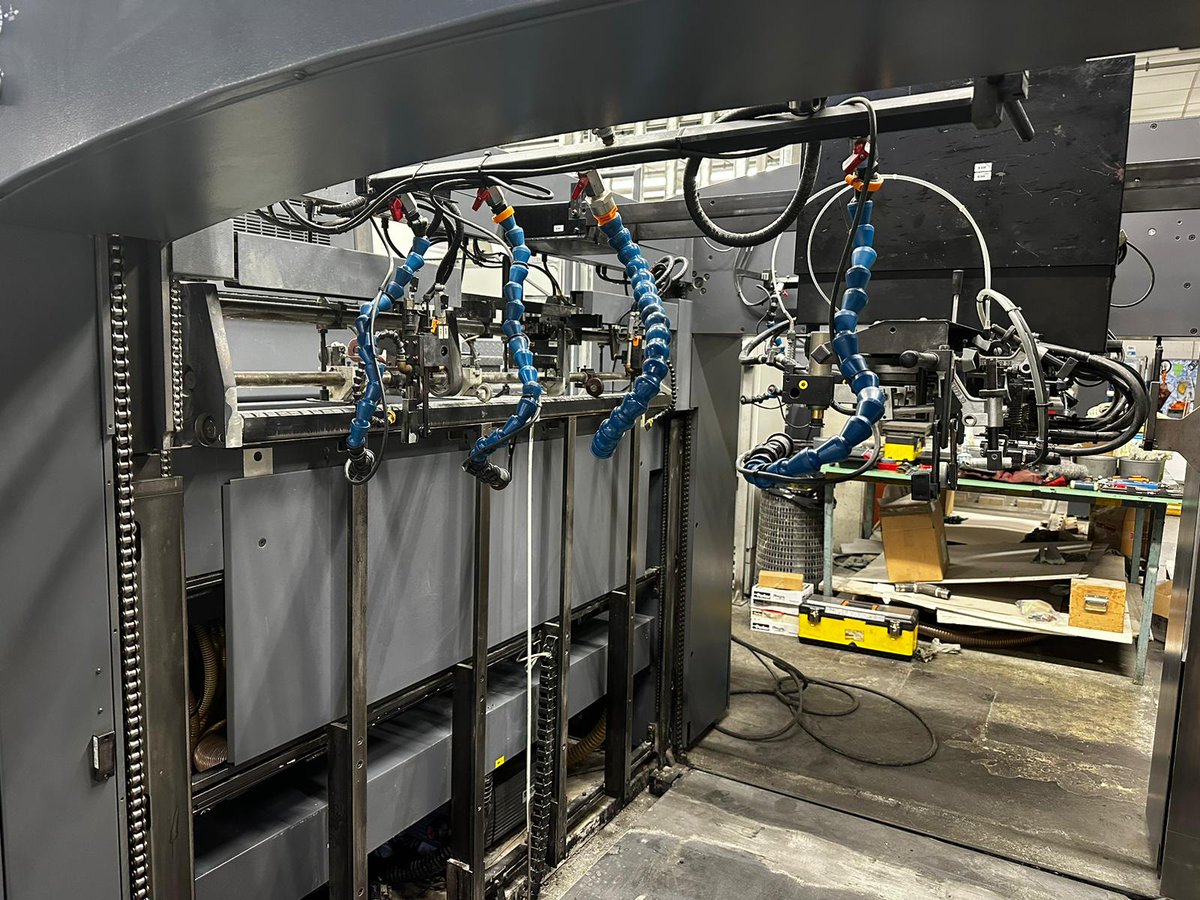 machinedalal's tweet image. Used Digital Press Machine for SALE
Manroland - 904 7B Hiprint

Buy Directly from SELLER - 
machinedalal.com/machinery/4983…

Manufacturer: Manroland
Year: 2008
Machine Availability: Immediately from stock
Price: On Request
Location: Italy

#print #digitalpress #Manroland #machinedalal