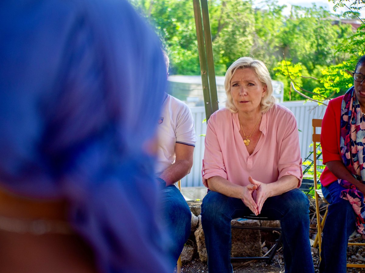 Je suis extrêmement inquiète de la situation : les bidonvilles se réinstallent, les vols et les agressions redémarrent. 

Il y a un regain de l’insécurité à Mayotte liée à l’immigration clandestine, quelques semaines seulement après le passage du cyclone Chido.