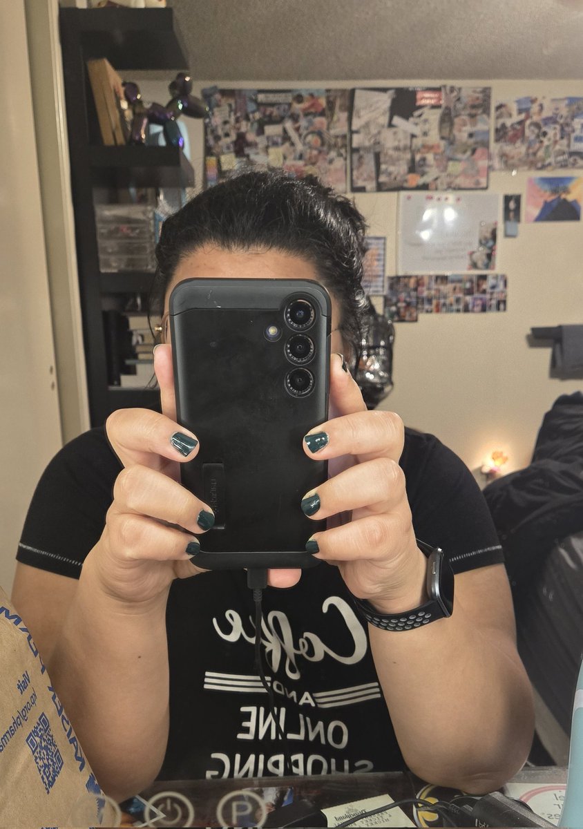 lily tweet media