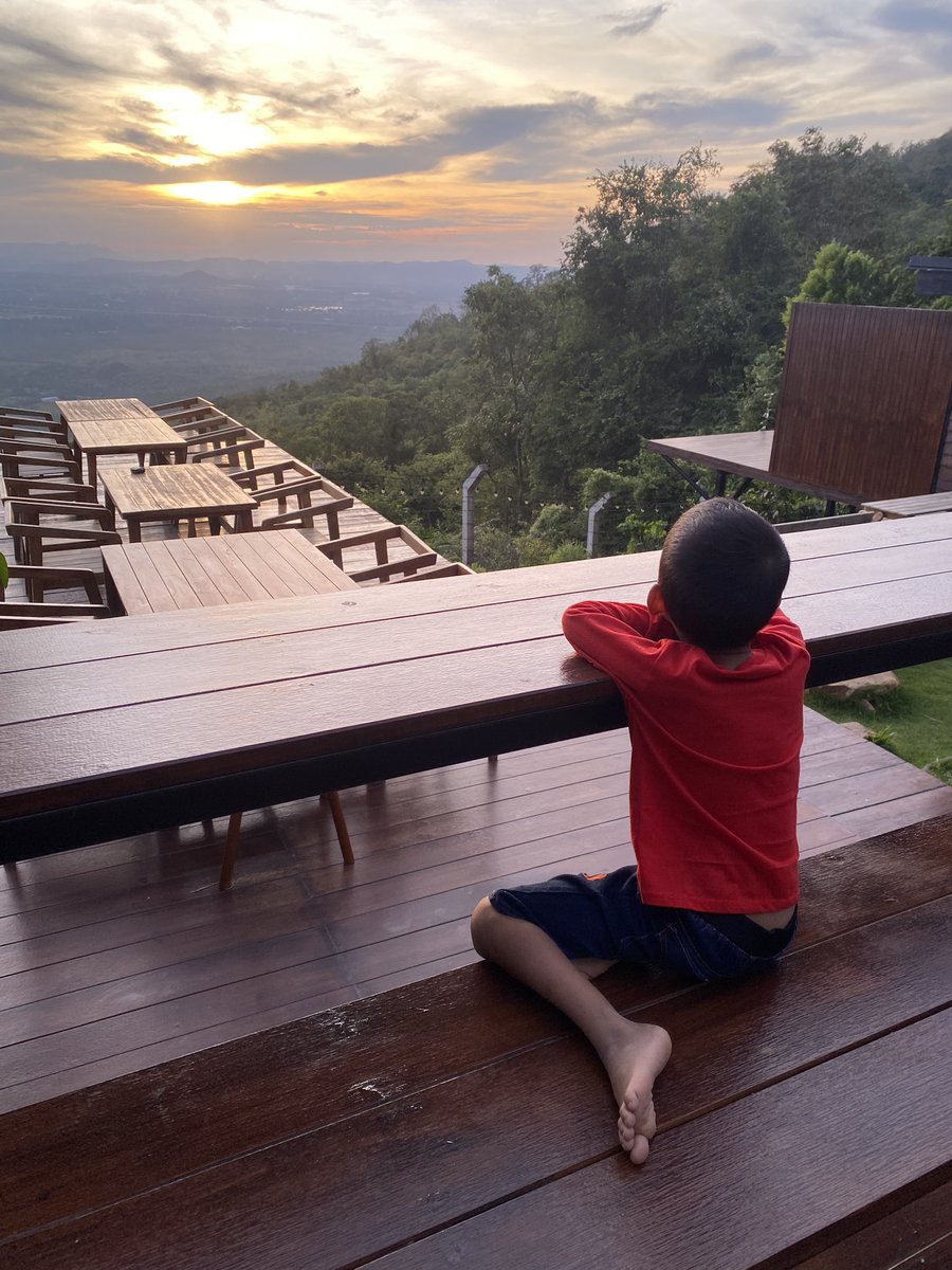 reawma647's tweet photo. @BuyWir31978 Picnic campเขายายเที่ยงครับ https://t.co/LGepAYW2XH