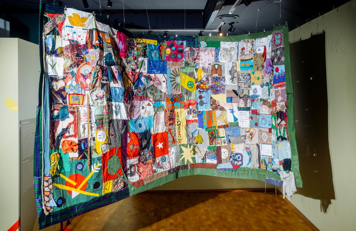 LindenMuseum's tweet image. Neues in der Dauerausstellung: Kuratorin Annette Krämer führt am 12.1. durch die Dauerausstellung, in der sich nun Perspektiven aus der Sonderausstellung #StuttgartAfghanistan vom letzten Jahr finden lindenmuseum.de/stuttgart-afgh… #afghanistan #stuttgart