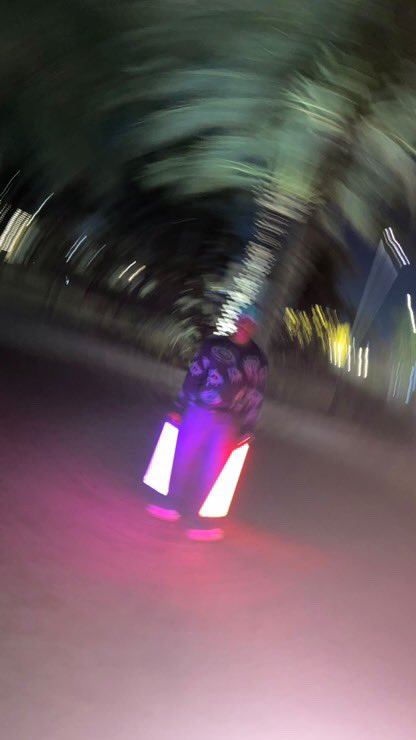 Deadlarryy's tweet image. Pluh