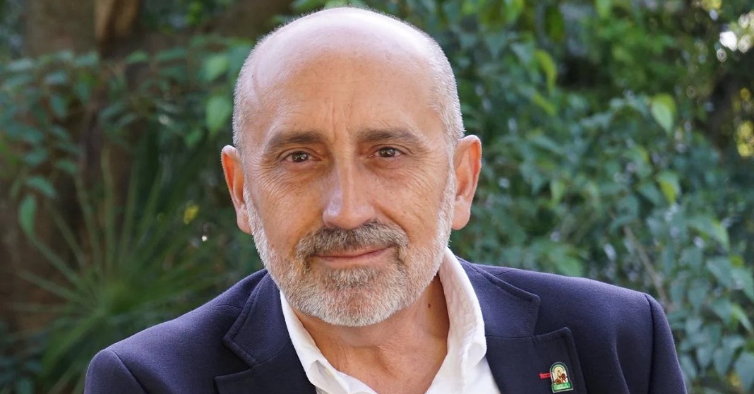 Luis Ángel Hierro: "Una candidatura disruptiva y andalucista puede tener opciones"

El precandidato a las primarias socialistas, en <a href="/LMAndaluciaCSR/">LA MAÑANA DE ANDALUCÍA</a> 

Entrevista 👉 csur.red/osGs50UAW7m