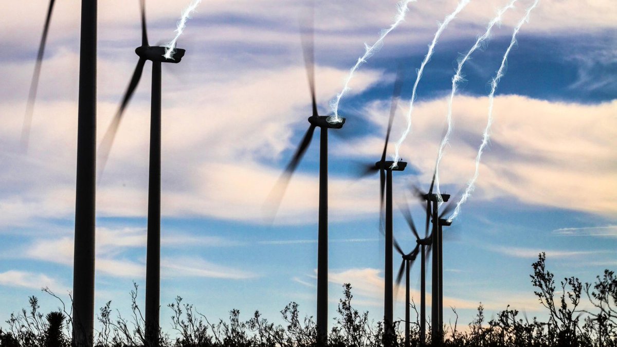 VLAB_Natur's tweet photo. Die Feiertage sind vorbei, der Wahlkampf beginnt! 🎯
Wie stehen die Parteien zur pro #Windkraft-Gesetzgebung der früheren Ampelregierung? Wird sich daran etwas ändern? Wir fragen in den Parteizentralen nach und veröffentlichen die Antworten auf unserer Webseite und hier auf X. https://t.co/ikGu0O2BQm
