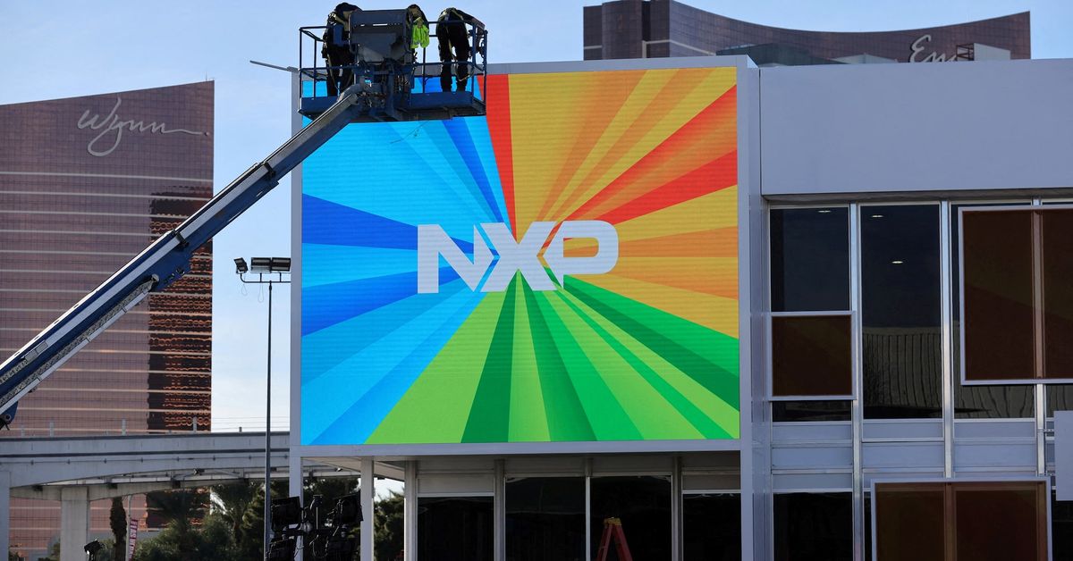 Reuters's tweet photo. Chipmaker NXP to buy Austria's TTTech Auto for $625 mln https://t.co/tZJtDOWifX https://t.co/chzGsdHiai