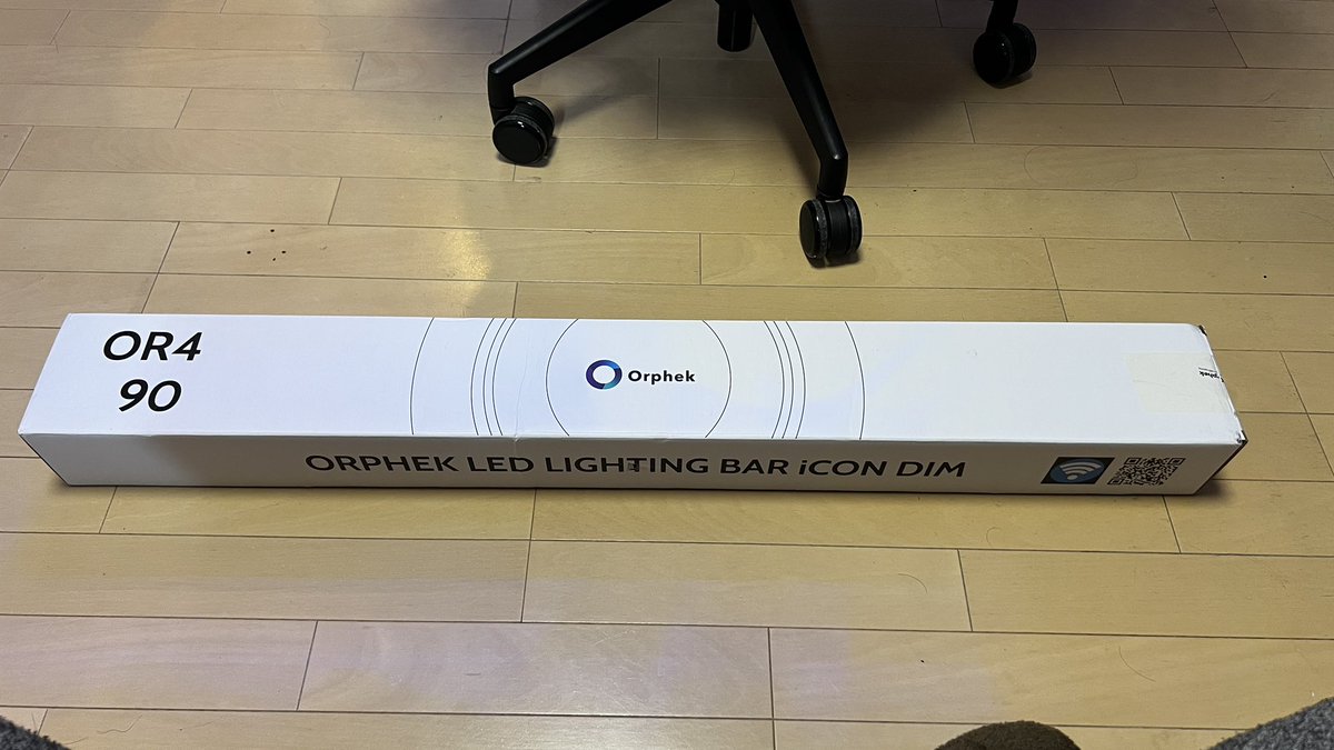 okitarousannano's tweet photo. Orphek! （完）

空いていたスロットにOrphek Orphek4 UVを入れました。

前からOrphek OR3 BLUE prus
中央　RADION XR30 G5&amp;G6
後ろから Orphek OR3 UV

最上段のスパ中心にミドリイシを焼いていきます💪

#水槽
#サンゴ水槽
#海水魚
#acropora
#reefer300
#reefernano
#radion
#Orphek https://t.co/nNUJS2fg7R