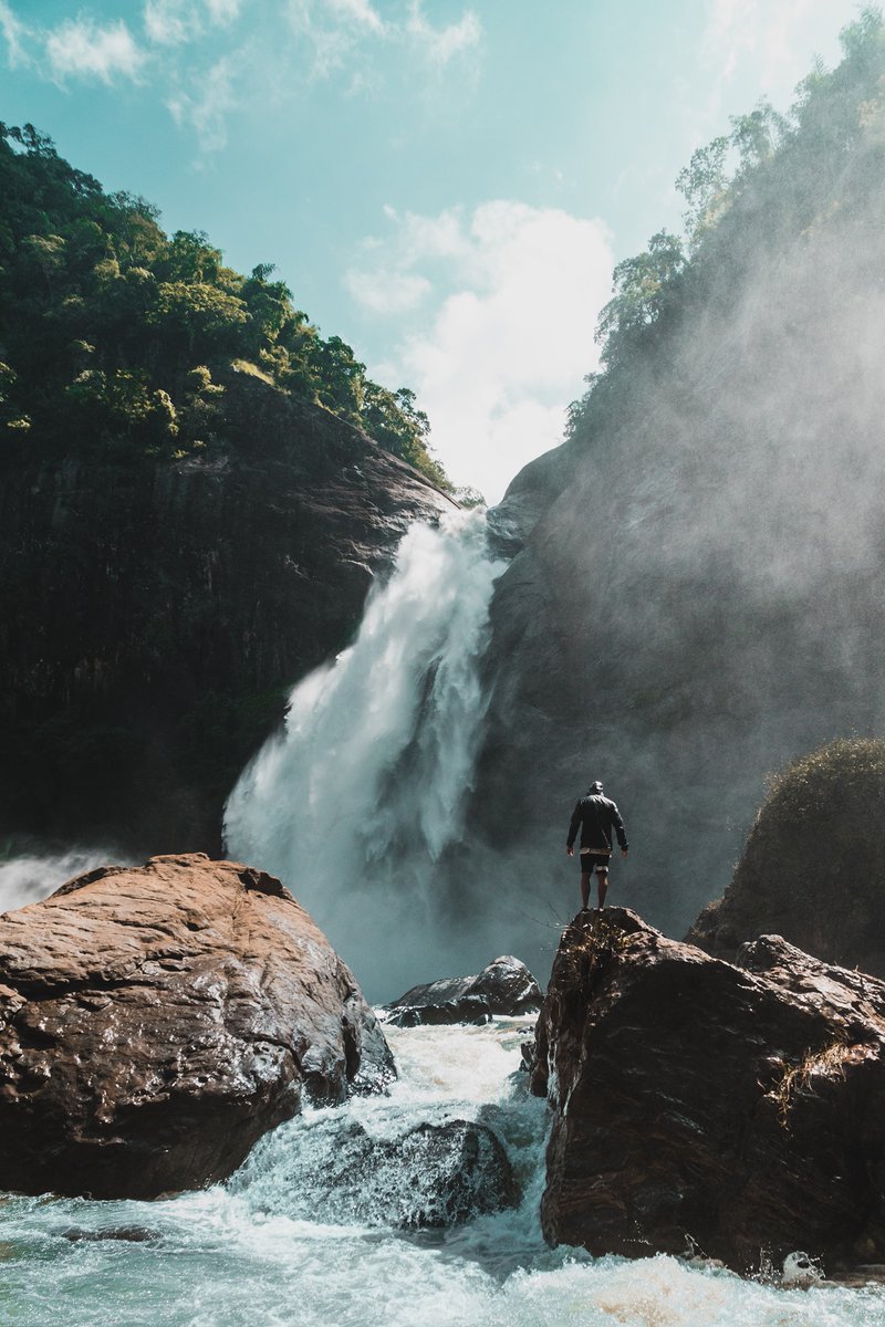 OasisIntLtd's tweet photo. Even when I walk through the darkest valley, I will not be afraid, for you are close beside me. Your rod and your staff protect and comfort me." –Psalms 23:4, New Living Translation (NLT)

#BibleVerse #Scripture #WordsofWisdom #WordsofHope #Psalms https://t.co/JKIG4dmfJE