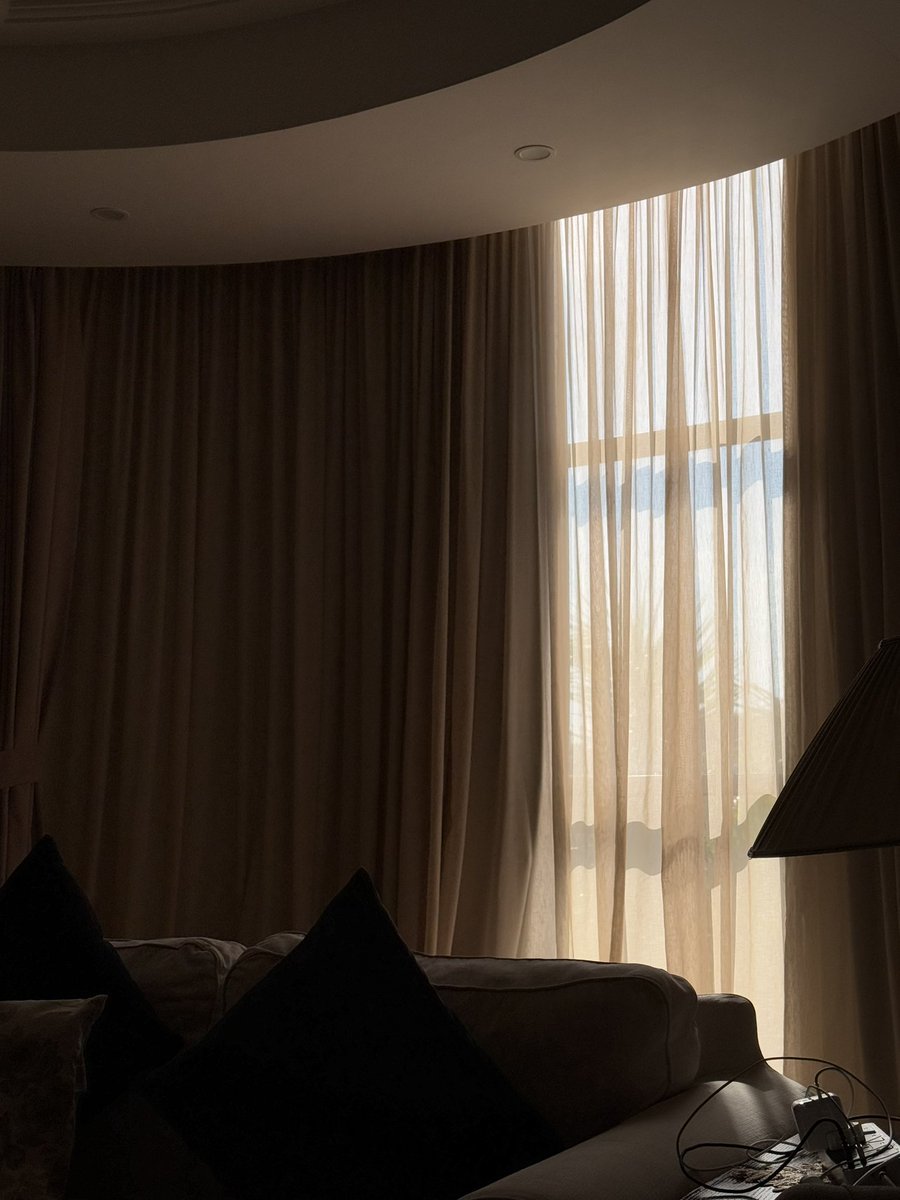 Loyaltyyyy_'s tweet photo. (Morning solitude) https://t.co/ut8ez48Ior
