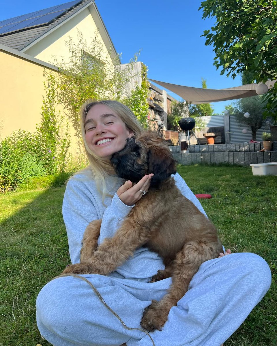 ᅟᅟ

ᅟᅟ
               
Estamos  com  um  novo  membro  na  família  real  .  Conheçam  o  Sir  Norris  🩷
ᅟᅟ

ᅟᅟ