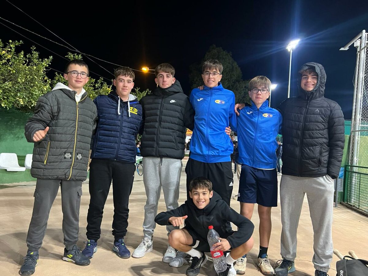 yeclaorg's tweet photo. Gran Participación del YCT en el XII Torneo Nacional «Postres Reina» https://t.co/LLCospBCXg #Deportes #ClubdeTenis https://t.co/eViTDzBM03