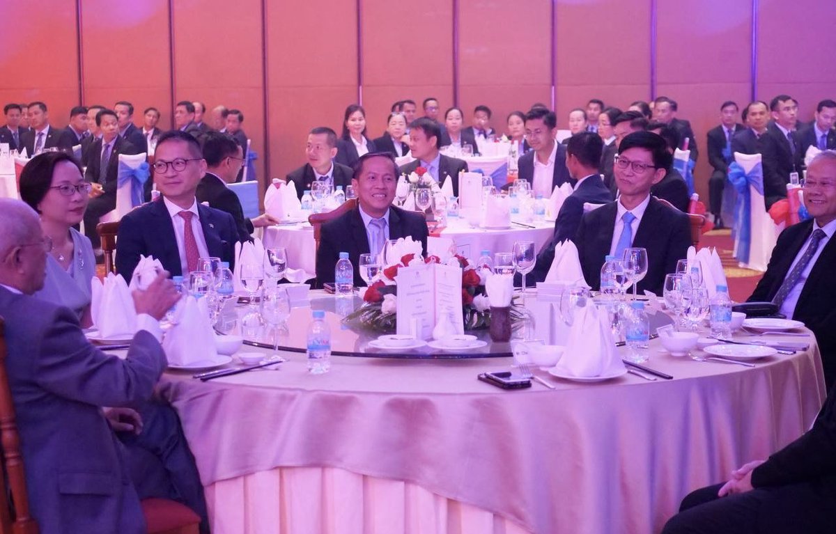 HSovathana's tweet photo. Join the celebration of 12th Years of Partnership between Prudential (Cambodia) and ACLEDA Bank, 06.01.2025

#IRC #Prudential #ACLEDA #LifeInsurance #BankPartnership #SOV #12YearsPartnership https://t.co/kSa4I5QXUH