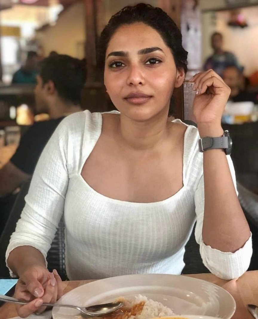 KollyCensor's tweet photo. . Aishwarya Lekshmi https://t.co/Jt9OT0yJyt