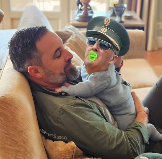 WitoWitowito71's tweet image. #fachascal😡😡😡