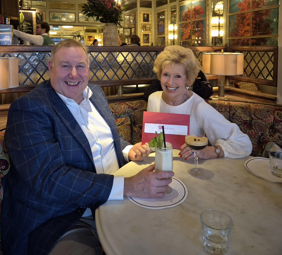 Annual January lunch with <a href="/hickford_chris/">Chris Hickford</a> with the lovely pink envelope! Give it Away donated to <a href="/EikonCharity/">The Eikon Charity</a> via the Big Give initiative so cheque was doubled. Will be used for #youngpeople in #surrey needing #support #mentoring #guidance #education