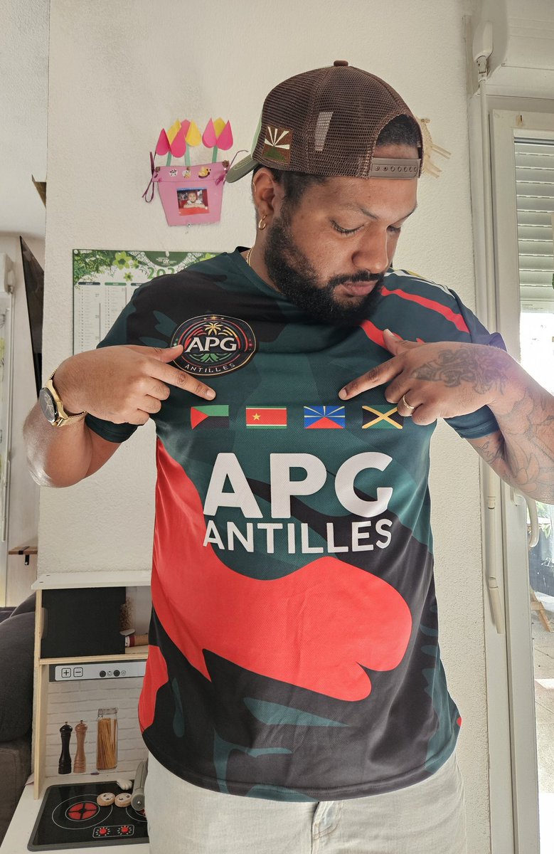 lordredon's tweet photo. La sélection on a dit !!!!
Le maillot de notre équipe APG Antilles disponible à l'achat.
Cette sélection regroupe plusieurs joueurs Fifa créoles et qui continue à grandir. Venez nous soutenir sur @CpgOwnerAntille
https://t.co/1CXG5EBRDk
#FC25 #apg #antillesprogaming #clubprofc25 https://t.co/9N8qJ41Cnu