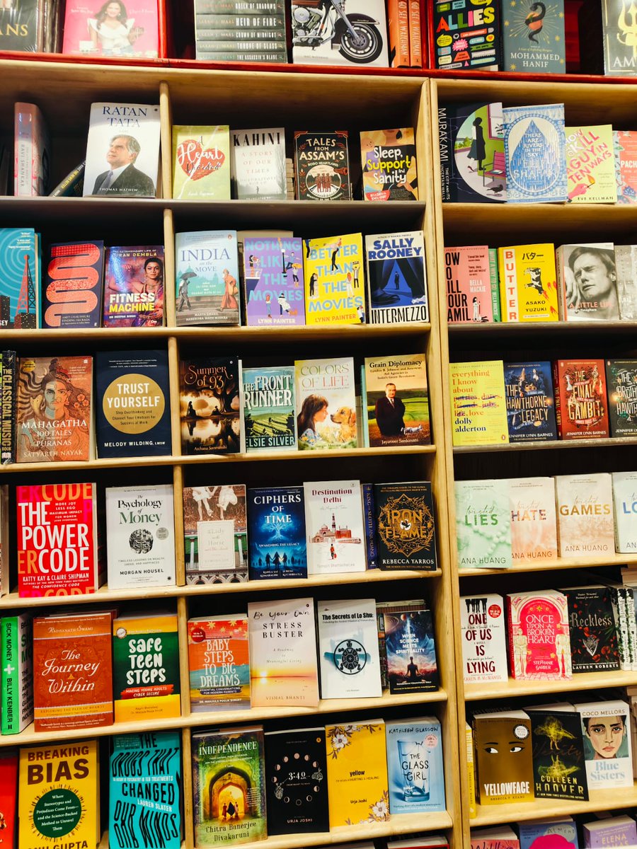 tomojitbhatt's tweet photo. Was a pleasure to quietly step into the Om Book Store at Ambience Mall, Gurugram and click a pic with my own book. https://t.co/eEUk6c62k7