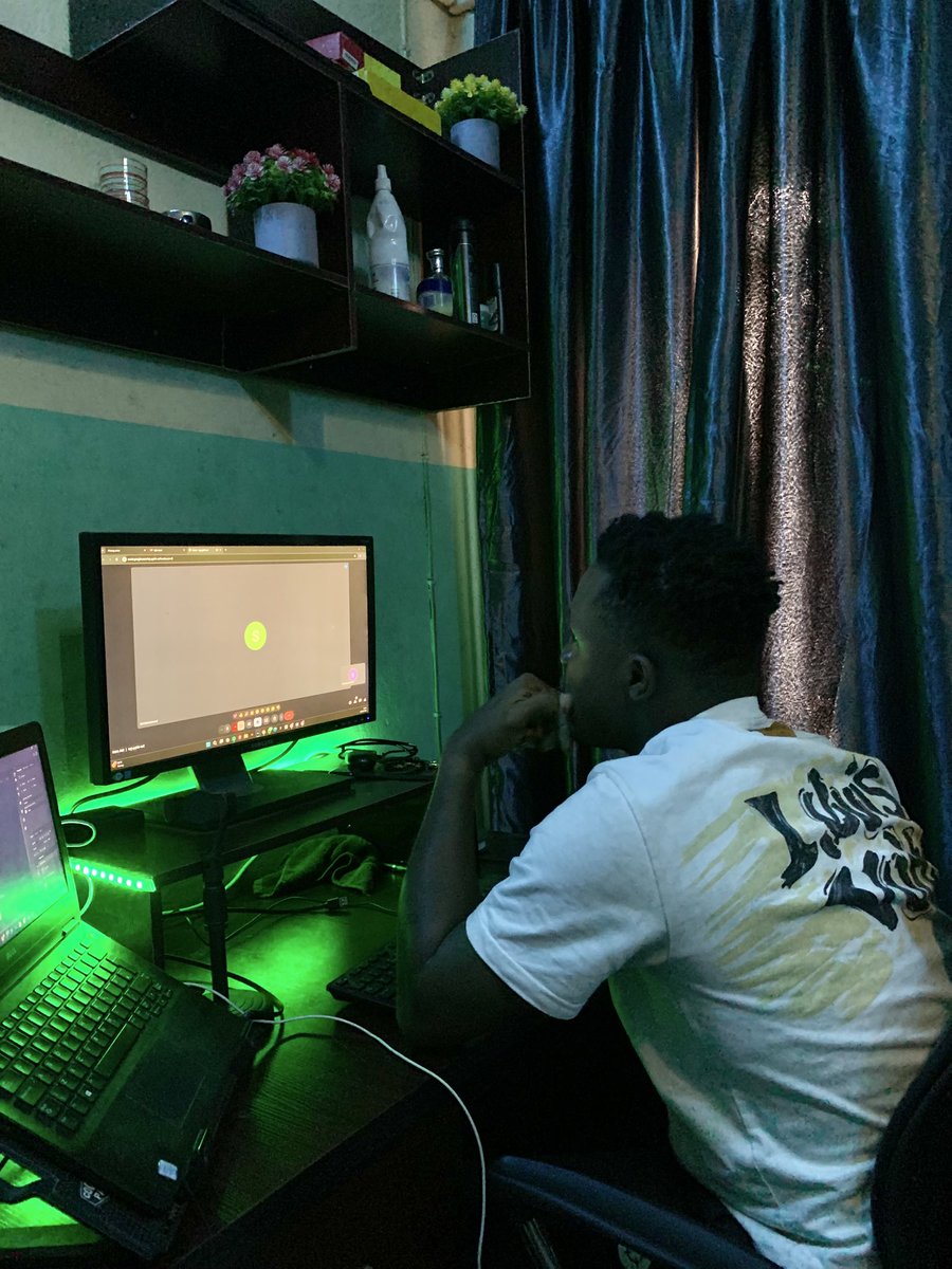_iambenjoe's tweet photo. We are chasing it till we get it🔥🔥🔥
I am open for Brand Design Gigs;
Full time (remote)
Part time (remote)
Especially in WEB3, Fintech, Logistics and Hospitality
#homeoffice
#homeoffice
#yourbrandguy
#benjoe https://t.co/s5D9j6MB1G