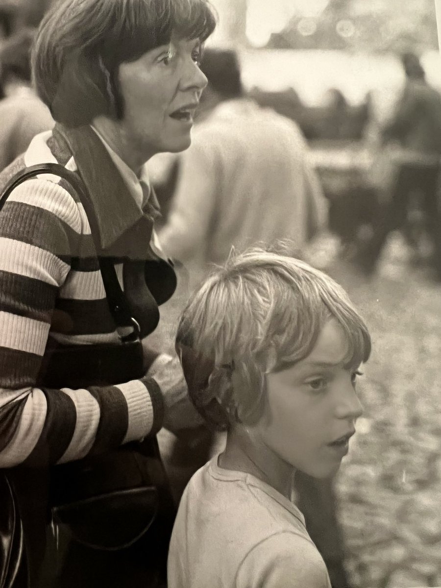 Mr_John_Harvey_'s tweet image. It’s a year since we lost a remarkable woman - my Mum… Pretty much the toughest year of my life since, but ‘25 will be a humdinger to make you proud Mum…
#MyMum #LoveYou #MissYou ❤️💔