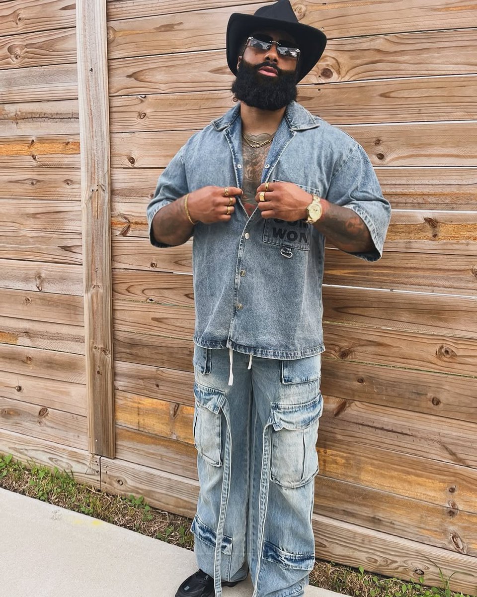 ThereallmgB's tweet photo. Don't play ⏯️ https://t.co/l59RdUCVlk