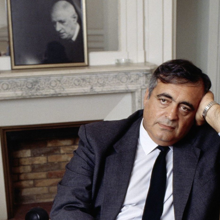 🇫🇷 7 janvier 2010, décés de Philippe Séguin, figure du gaullisme, grand serviteur de l'État et de la France. Il avait dit l'essentiel sur l'Europe actuelle dans son discours devant l'Assemblée nationale, le 5 mai 1992, extraits :

« La construction européenne se fait sans les