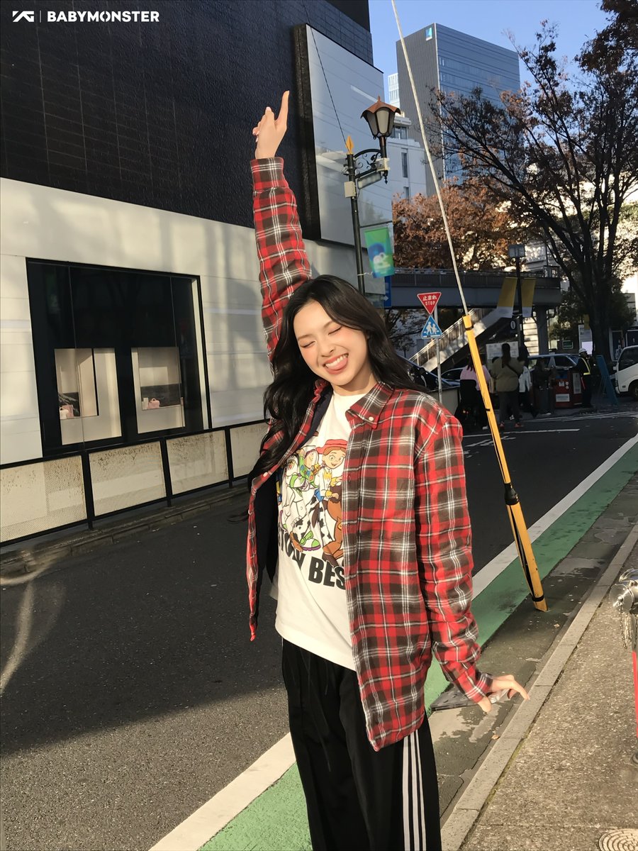 _BABYMONSTER_JP's tweet image. [📸] #BABYMONSTER_MEMORIES

.˚⊹⁺‧┈┈┈┈┈┈┈┈┈‧⁺ ⊹˚.

　#𝙲𝙷𝙸𝚀𝚄𝙸𝚃𝙰'𝚜 𝙼𝙴𝙼𝙾𝚁𝙸𝙴𝚂
　　　　𝚒𝚗 𝙹𝙰𝙿𝙰𝙽❤️🖤

.˚⊹⁺‧┈┈┈┈┈┈┈┈┈‧⁺ ⊹˚.

babymonster-official.jp/s/ygbm/page/fa…

#ベビモンの思い出アルバム #BABYMONSTER #ベイビーモンスター  #WokeUpInTokyo