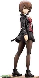 おねえちゃんフィギュアをなんか買おうかなと思うけどこの3つで迷う黒森峰ジャケットのは今めちゃくちゃ値上がりしてキツいから実質2つかしら 
