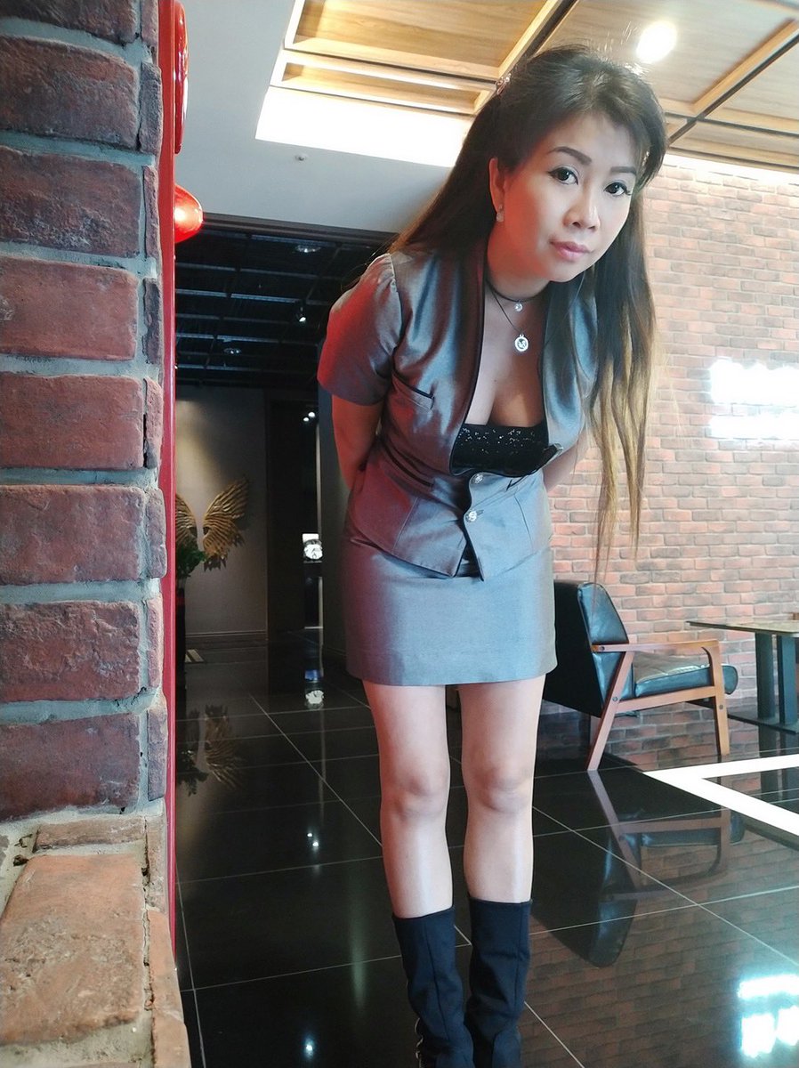 大家問我有沒有做嘿
不如來店裡碰個場，問一問還比較實在
都不認識，不知道要怎麼回你們