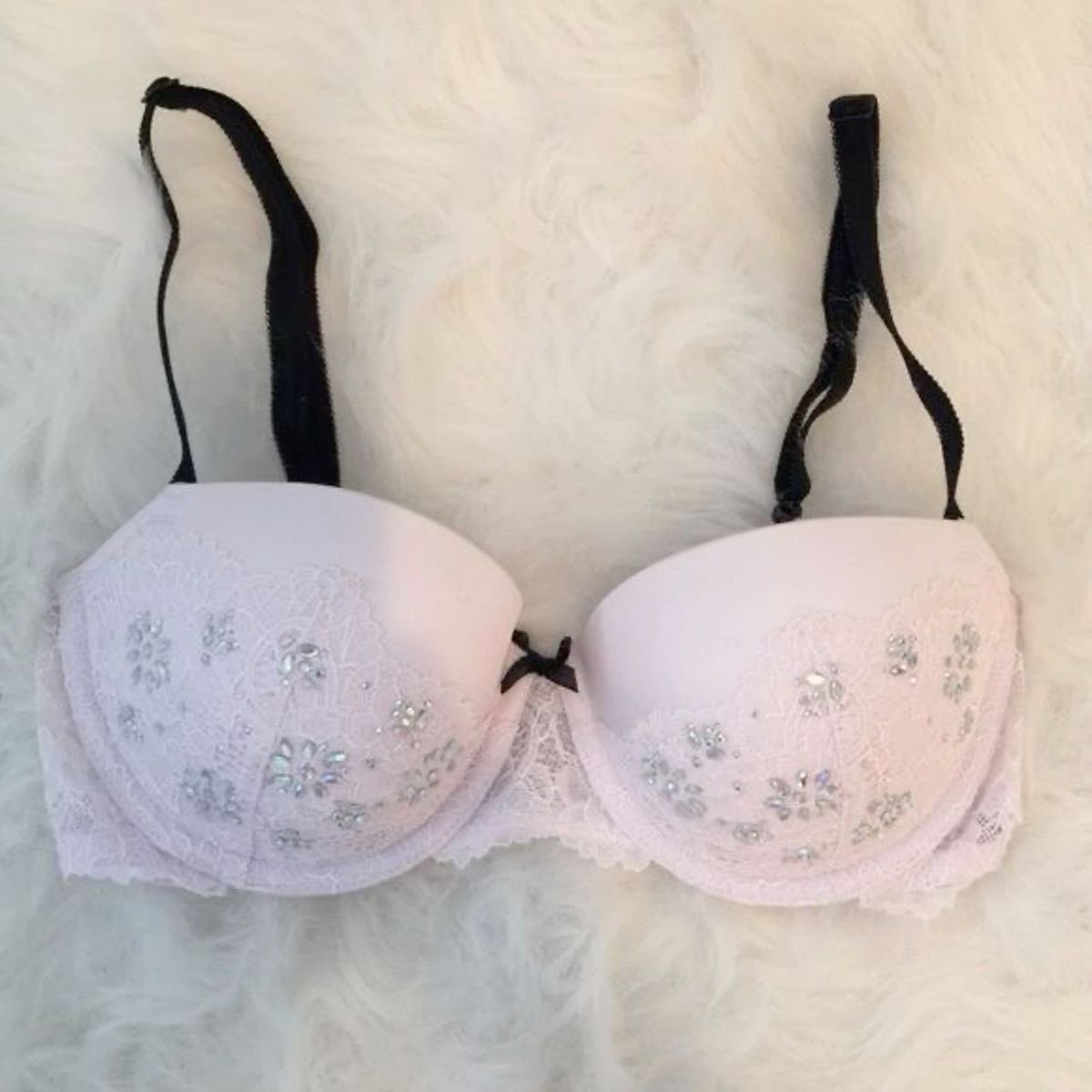 wishuwerereaI's tweet image. "she’s never where she is. she’s only inside her head."