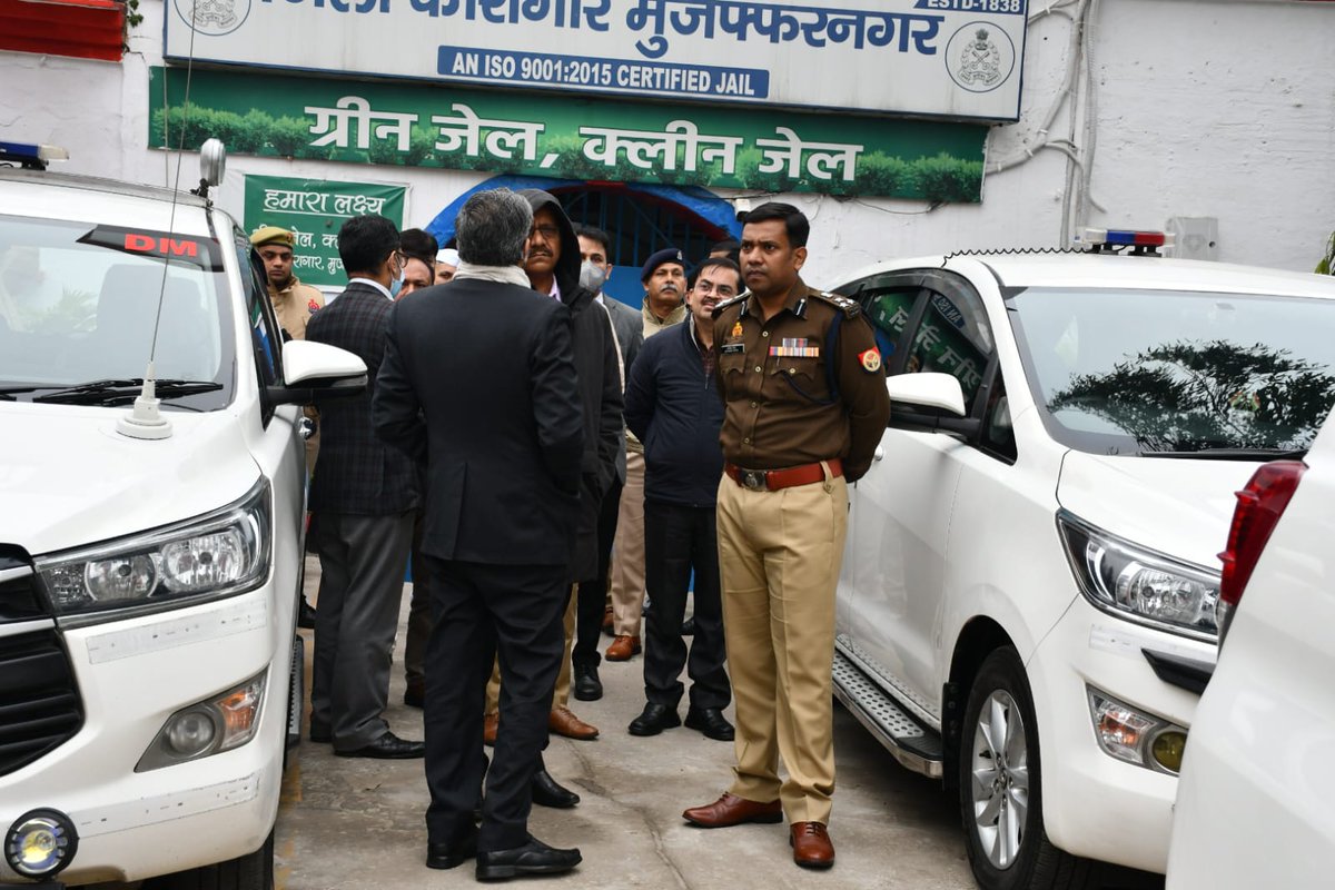 DmMuzaffarnagar's tweet photo. आज माननीय जिला न्यायाधीश एवं वरिष्ठ पुलिस अधीक्षक, मुजफ्फरनगर के साथ जिला कारागार का निरीक्षण किया तथा बैरकों, रसोईघर, सुरक्षा उपकरणों आदि को चेक कर बंदियों से वार्ता कर सुविधाओं एवं समस्याओं के बारे में जानकारी ली तथा संबंधित को आवश्यक निर्देश दिए।
@UPGovt @CMOfficeUP https://t.co/LPHs7wuQ0Z