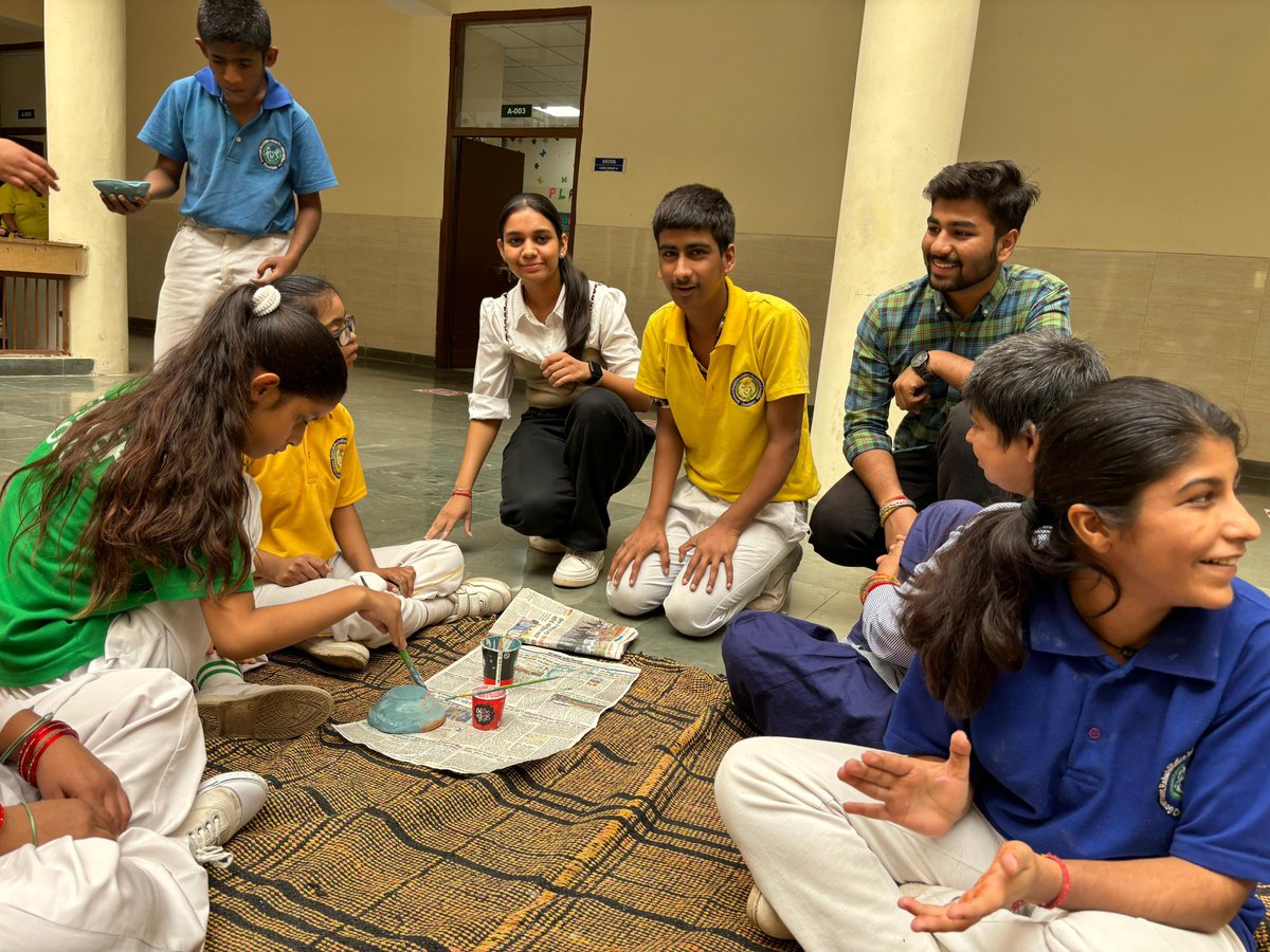 rcch3080's tweet photo. Team Roshni 11.0 hosted a joyful Diya Painting Drive at Griid, Chandigarh! 🪔✨ A day of creativity, laughter, and connection with senior citizens. 💖 Each diya painted reflected warmth, kindness, and the bond between generations. 🌼💫 #TogetherWeShine #DiyaDrive #roshini https://t.co/lnyNLFWzV7