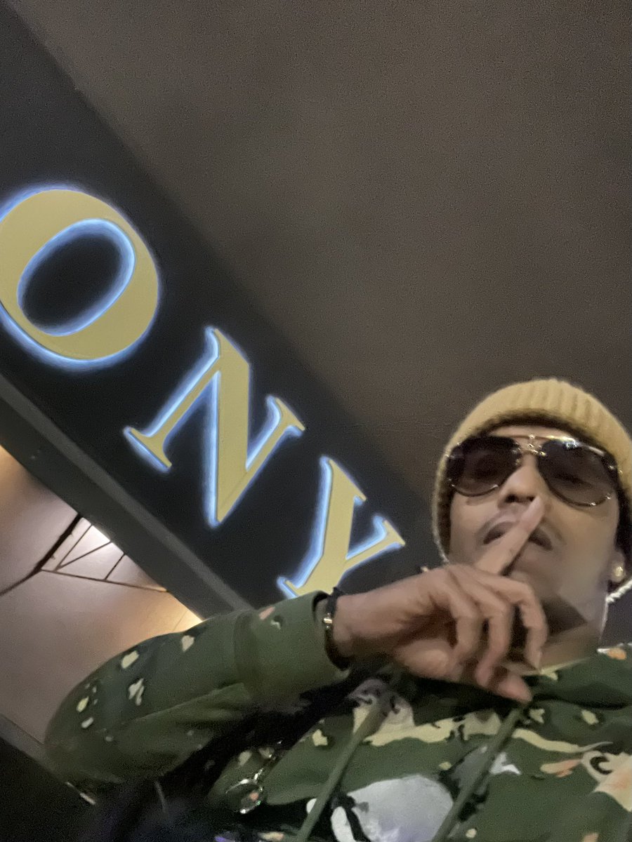 LilBankhead tweet media