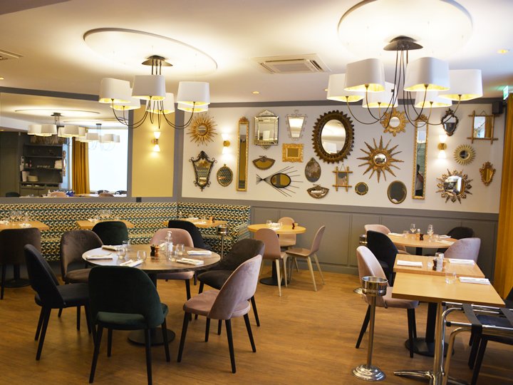 ✨ Organisez vos événements chez Vin &amp; Marée ! 🎉 Nos 4 restaurants parisiens vous proposent des menus savoureux dès 37 € ou des formules cocktails pour des moments festifs. 🦀🍤 👉 vinetmaree.com #Événement #Groupes