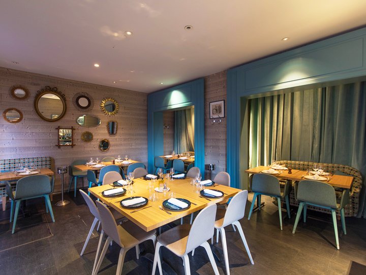 EtMaree's tweet photo. ✨ Organisez vos événements chez Vin &amp; Marée ! 🎉 Nos 4 restaurants parisiens vous proposent des menus savoureux dès 37 € ou des formules cocktails pour des moments festifs. 🦀🍤 👉 https://t.co/rZK5PIoUw6 #Événement #Groupes https://t.co/6gM5S3Znky