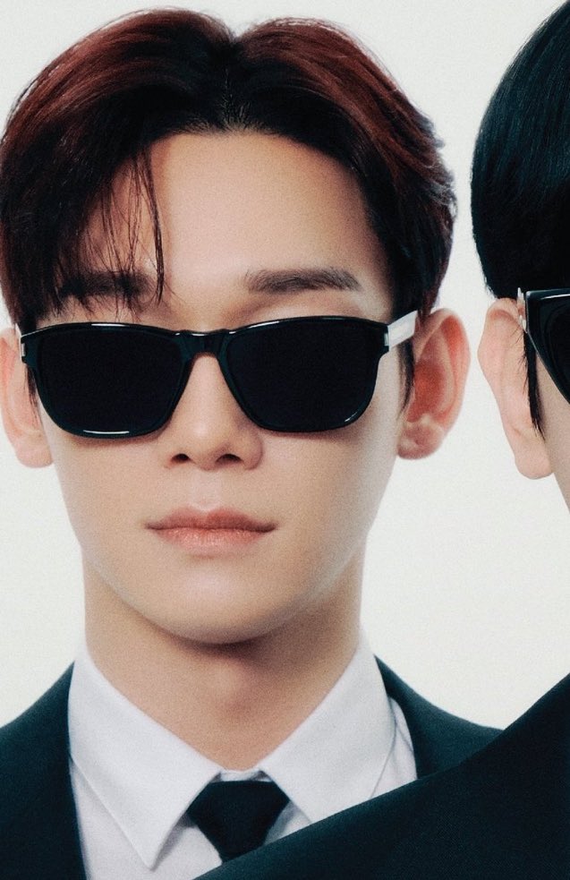 i felt the magnitude of this gaggery through the grape vine. got raised from the grave