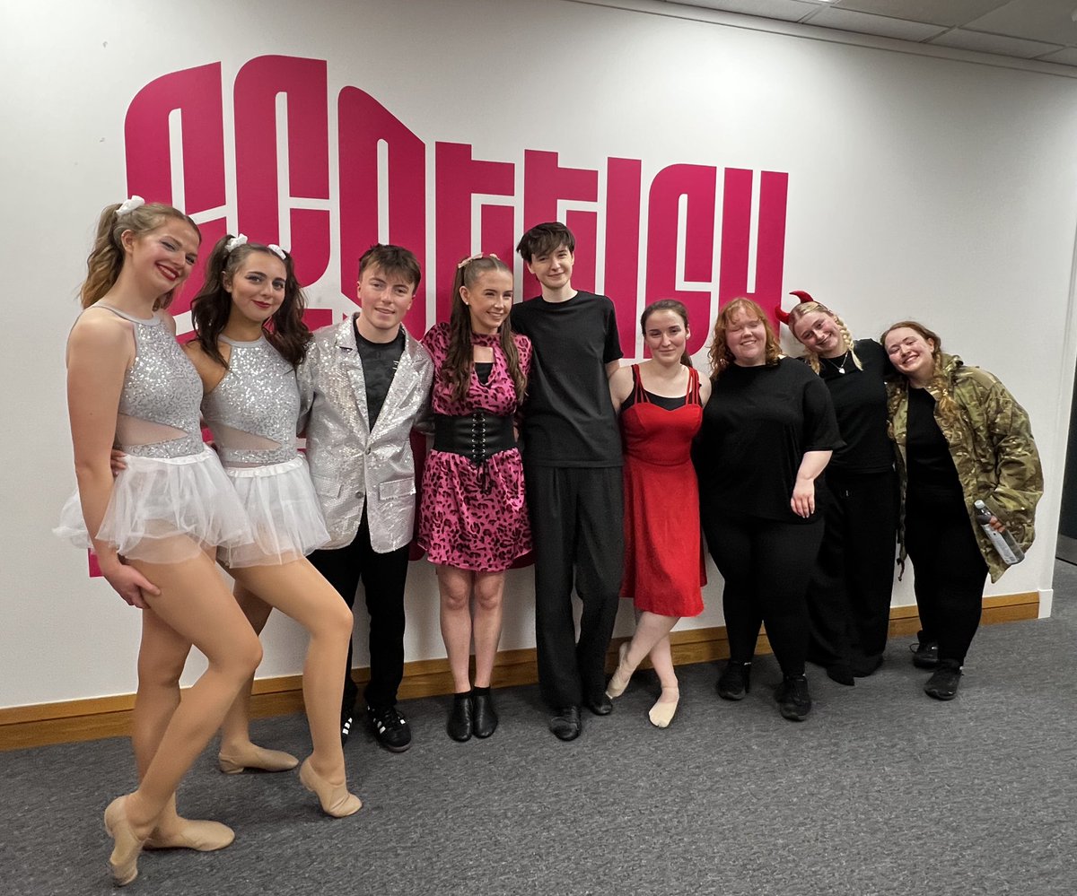 RachelFionaG's tweet photo. 🎭 Had the best time working on 
🌟Losing The Plot🌟  Thank you so much to everyone who came to see us @_TheSInstitute and on tour 🎭 https://t.co/p7PvJffK3h