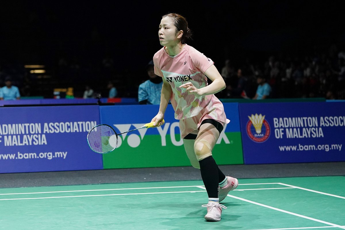 CGTNSportsScene's tweet photo. #MalaysiaOpen2025

🇯🇵Japan's 6th seed Tomoka Miyazaki suffered an early exit as she lost 15-21, 21-14, 21-16 to 🇩🇰Denmark's Mia Blichfeldt in 1st round

🏸Her compatriots Nozomi Okuhara &amp; Natsuki Nidaira also failed to make it to last 16

#Badminton #宮崎友花 #奥原希望 #仁平菜月 https://t.co/jcD2ao1Xff