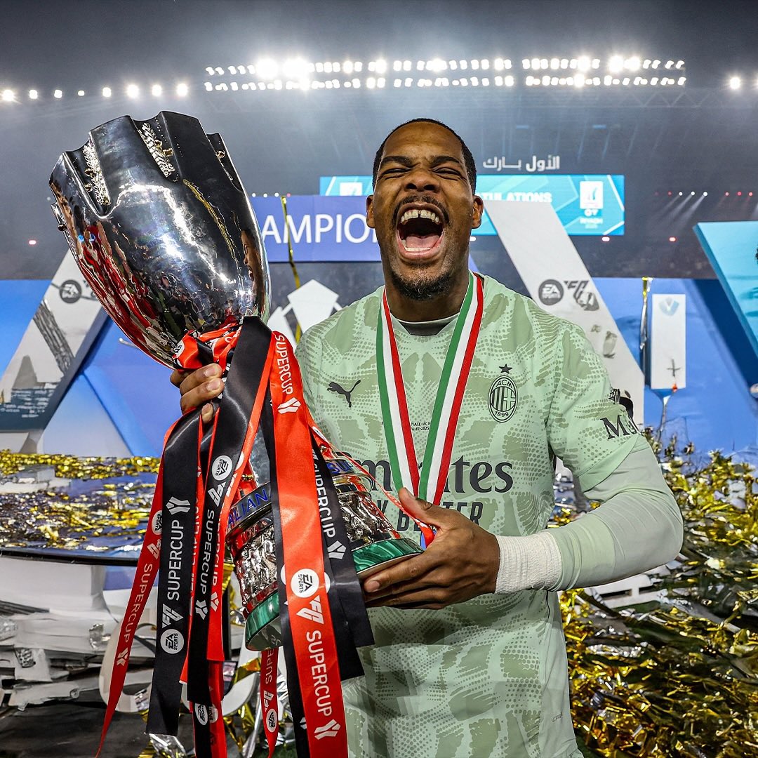 Magic Mike Maignan tweet media