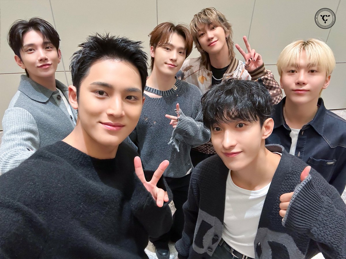 [17contact] SEVENTEEN Right Here! #SHANGHAI 🤳

#SEVENTEEN #세븐틴