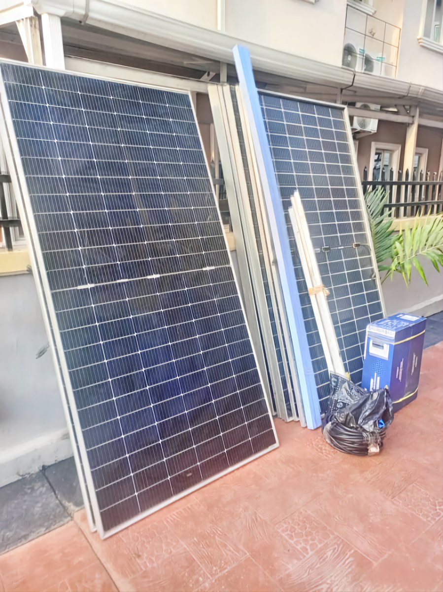 solar_plannet's tweet image. Cut off what you&apos;re spending on fueling and Huge electricity bills. 

Get a permanent renewable energy source for your home and office today.

Yes, it can power all your appliances.

We Install nationwide  🇳🇬

| #lockdown Akpi #NYSC nelly nelly Endrick Burna