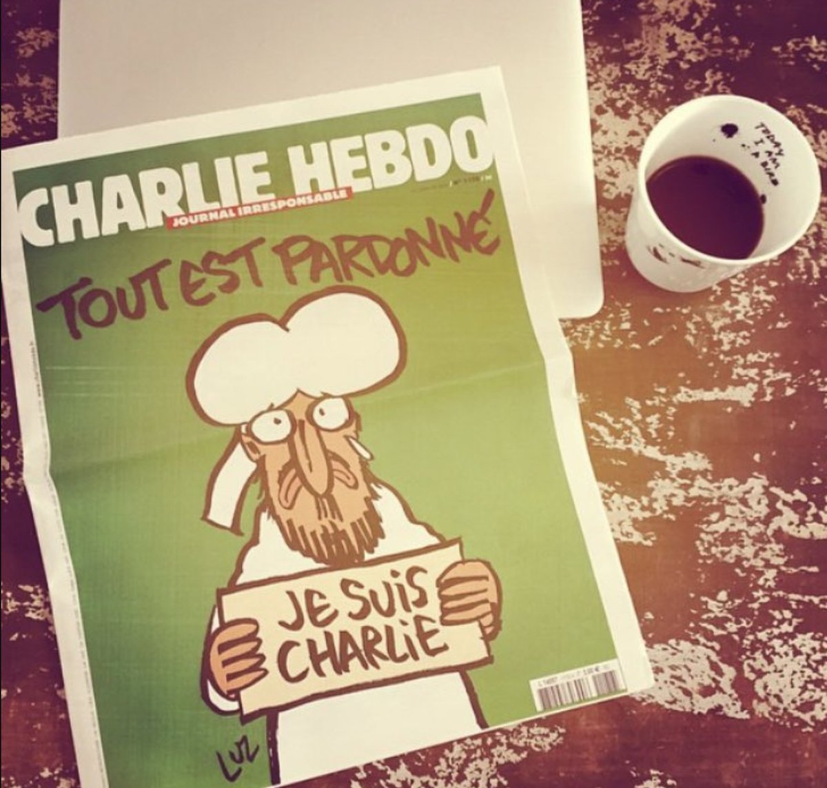 I dag är det 10 år sedan det islamistiska terrorattentatet mot satirtidningen Charlie Hebdos redaktion i Paris den 7 januari 2015. 

Idag hedrar vi minnet av, 

Stéphane ”Charb” Charbonnier 
Elsa Cayat 
Jean ”Cabu” Cabut 
Philippe Honoré 
Georges Wolinski
Bernard Verlhac 
Bernard