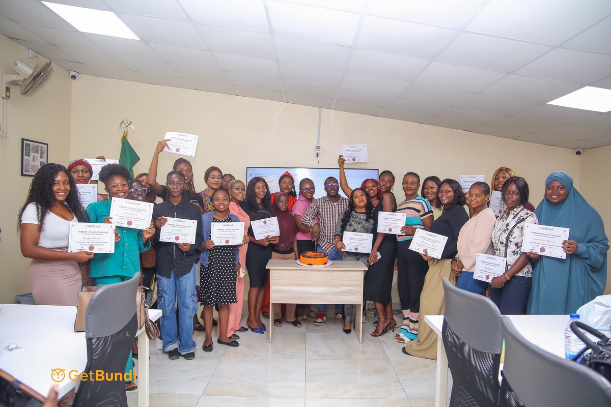 GetBundi's tweet photo. Do you know someone in these pictures who earned their certification?

Give them a shoutout in the comments and let’s celebrate their success. 

It was not easy, but they did it!

#HardWorkPays #TechSis24  #CertifiedAchievers  #techcertifications #Getbundi https://t.co/SaRlLfUl1M