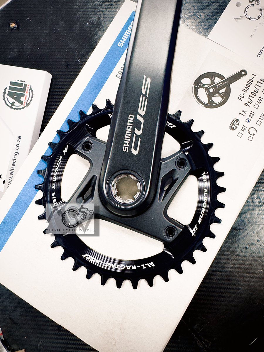 CyclesMetro's tweet photo. Gear up! 
This is a perfect match 👌🏼

#bicycle #bicycles #cycling #cycle #cyclist #mechanic #vanderbijlpark #workshop #bicyclemechanic #cyclemechanic

@CyclesMetro 
@RideShimano 
@CoolheatA https://t.co/www9tsUtiH