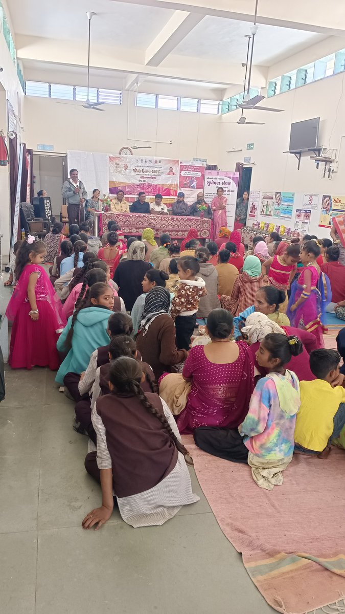 PHCSARVA's tweet photo. આજરોજ તા 7 /1/25 પ્રા.આ.કે સરવા ખાતે 13 ગામોની 24 આંગણવાડી કેન્દ્રોની પોષણ ઉત્વસ્વ 2025 અંતર્ગત પોષણ વાનગી સ્પર્ધા યોજવામાં આવી જેમાં વિવિધ 60 પ્રકારની વાનગીઓ બનાવવામાં આવેલ. https://t.co/KuisKBaKQ7